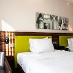 Hampton By Hilton Hotel