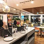 Hampton By Hilton Hotel 3*