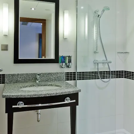 希尔顿汉普顿斯奇诺维斯切酒店