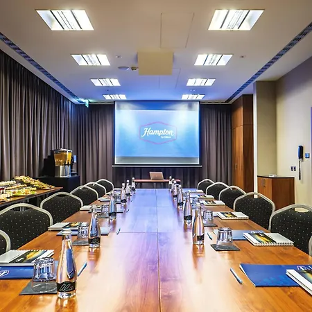 酒店 希尔顿汉普顿斯奇诺维斯切酒店 斯维诺乌伊希切