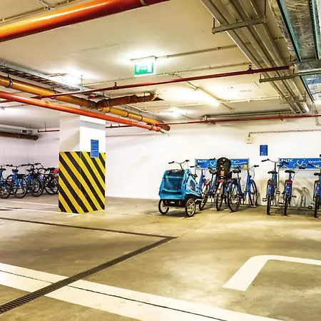 酒店 希尔顿汉普顿斯奇诺维斯切酒店 3*