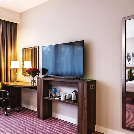 Hampton By Hilton Hotel 3*