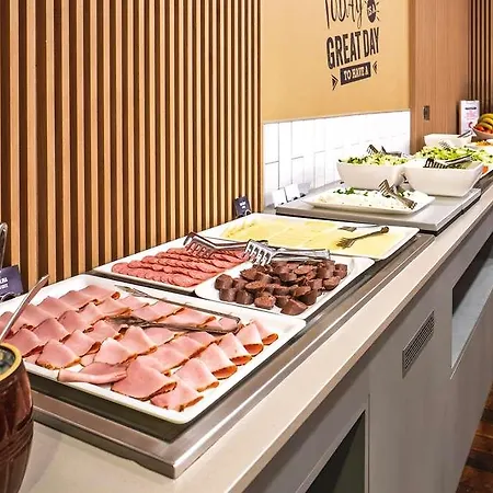 Hotell Hampton By Hilton