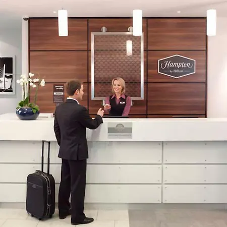 Hampton By Hilton 3*