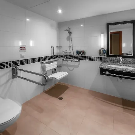 希尔顿汉普顿斯奇诺维斯切酒店 酒店