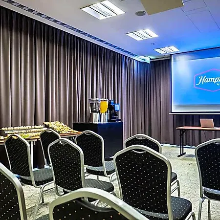 Hampton By Hilton 3*