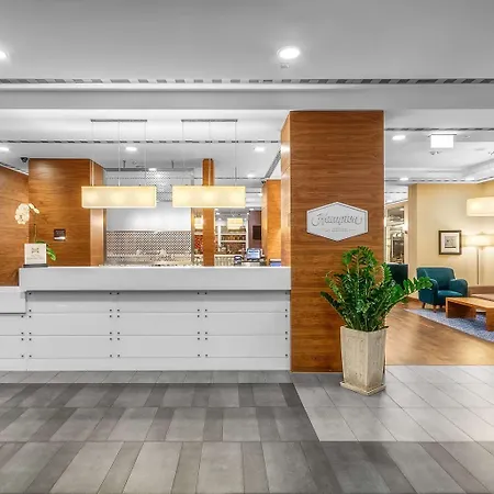 Hotel Hampton By Hilton