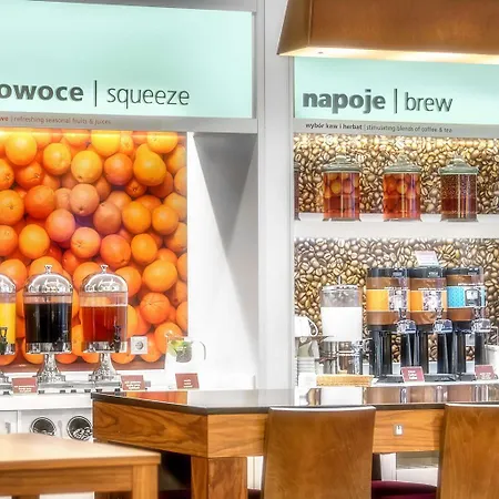 Hotel Hampton By Hilton 3*