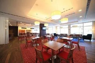 Hampton By Hilton 슈비노우이스쳬