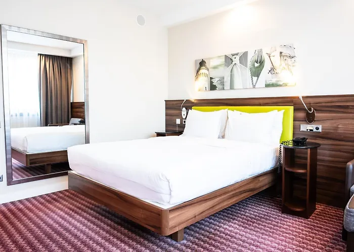 Hampton By Hilton Отель