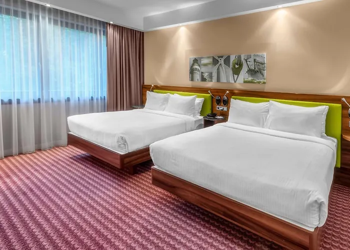 Hampton By Hilton Hotel