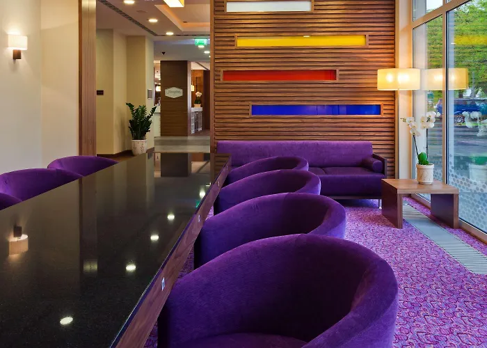 Отель Hampton By Hilton