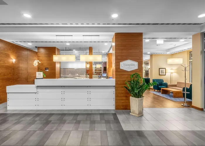 Hampton By Hilton 3*