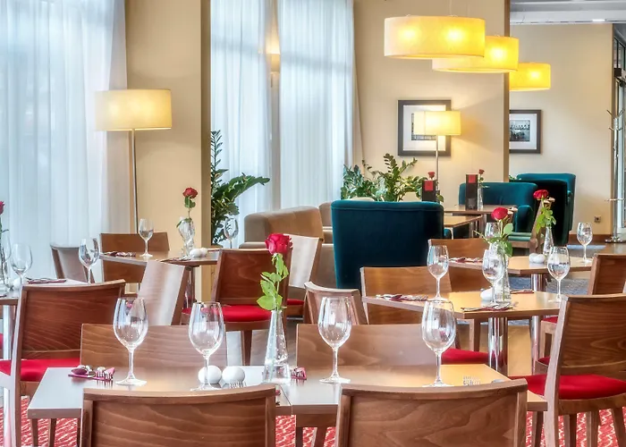 Hampton By Hilton Отель 3*